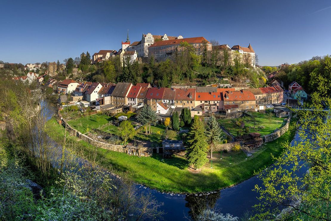 Spree Seidau und Ortenburg Bautzen Panoramablick von Nicolaikirche bis Alter Wasserkunst