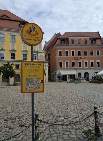 Bushaltestelle_Hauptmarkt