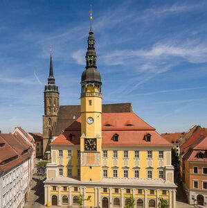 Rathaus Bautzen mit Dom St. Petri Rathaus Bautzen mit Dom St. Petri