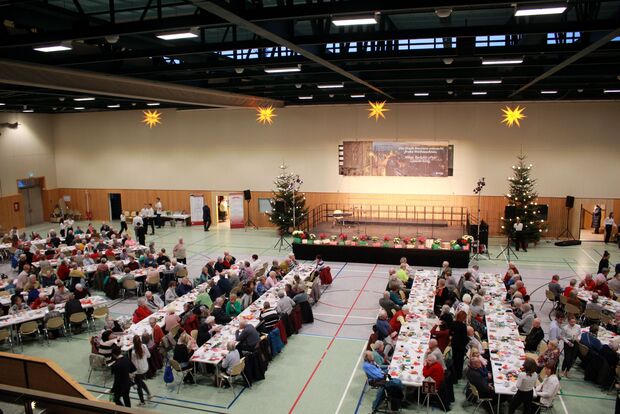 Seniorenweihnacht in Schützenplatzhalle Seniorenweihnacht in Schützenplatzhalle