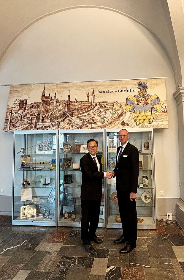 Dr. Gu und Herr Vogt © Stadtverwaltung