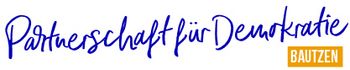 blauer Schriftzug Partnerschaft für Demokratie