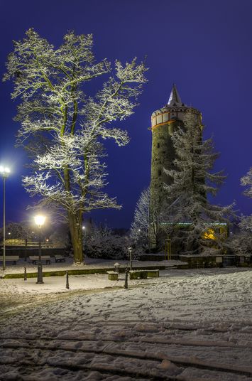 Winterabend vor der Alten Wasserkunst in Bautzen