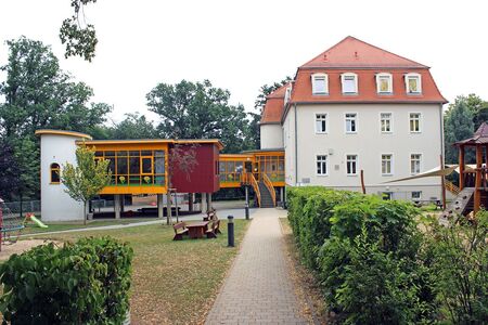 Außenansicht Kita Löwenzahn