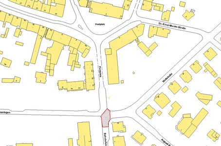 Markierung der Kreuzung Wallstraße/Bahnhofstraße/Schilleranlagen auf einer Lageplankarte