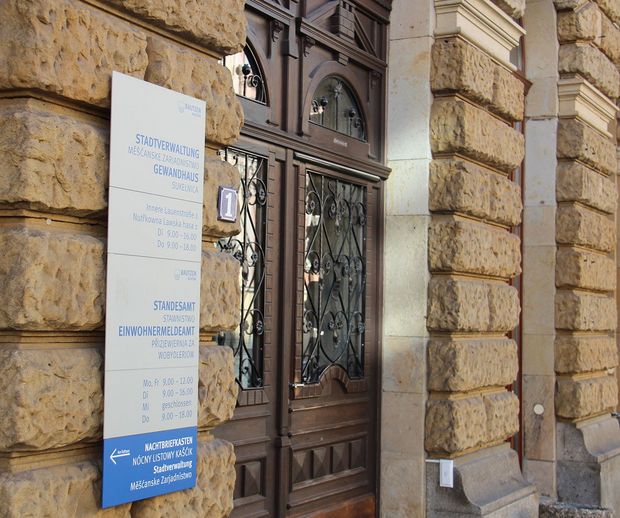 Stadtverwaltung Gebäude Gewandhaus, Innere Lauenstraße 1