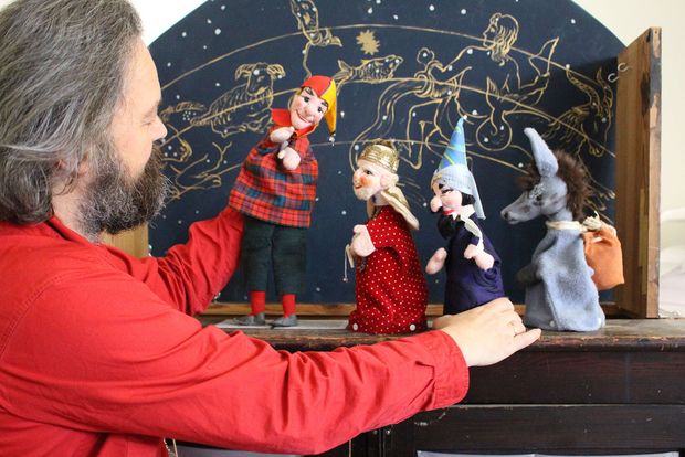 Puppenstück von und mit Museumspädagoge Ulrich Schollmeyer Handpuppenspiel