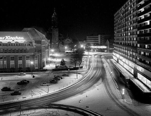 Bild: Blick auf den Kornmarkt (ehem. Platz der Roten Armee). Bautzen 1973 © Rolf Dvoracek